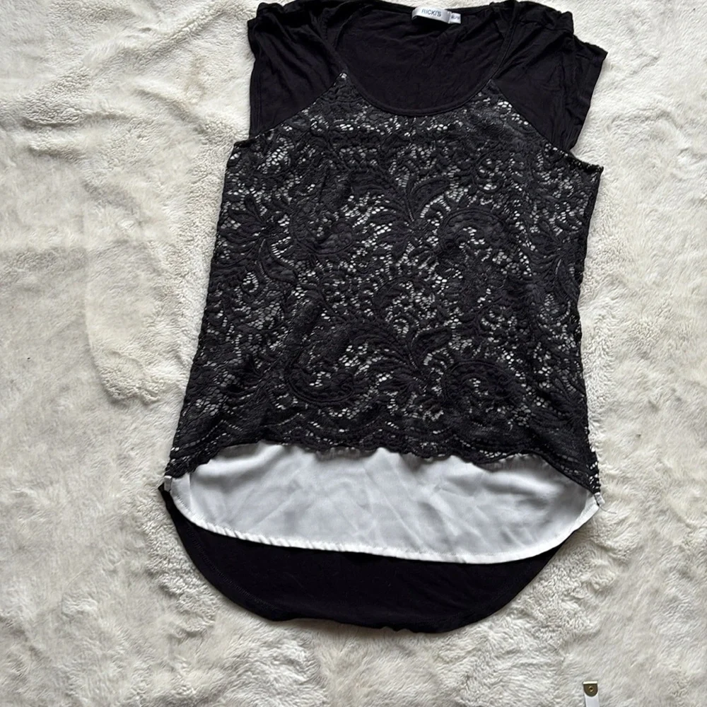 Ricki’s Black Lace Overlay Blouse | High-Low Layered Cap Sleeve Top Size XS‎ - Picture 4 of 6